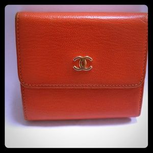 🚨Chanel Orange Wallet